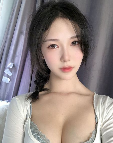 亚洲欧美国产日产_成人在线观看免费