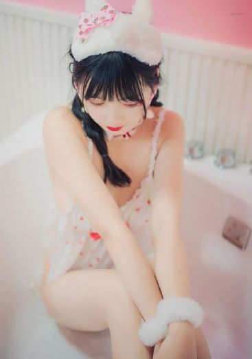 黑人突然笑了动图_720在线观看电视
